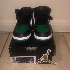 Nike JORDAN 1 MID Toddler Sneakers Size 8c